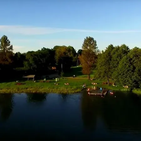 Sadkowo - Wsrod Jabloni , Balia Ogrodowa Dodatkowo Platna בית נופש