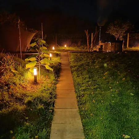 Sadkowo - Wsrod Jabloni , Balia Ogrodowa Dodatkowo Platna *